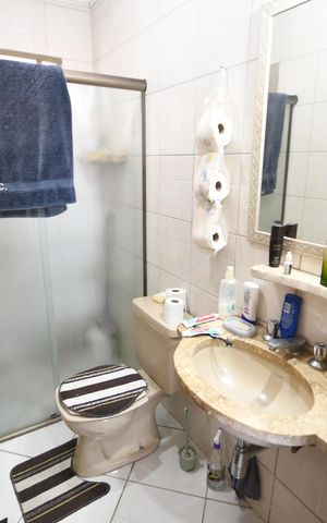 Casa à venda com 80m², 2 quartos e 7 vagasBanheiro