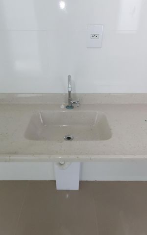 Apartamento à venda com 33m², 2 quartos e sem vaga Apartamento à venda com 33m², 2 quartos e sem vagaCozinha e Área de Serviço