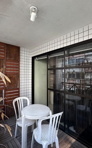 Studio à venda com 54m², 1 quarto e 1 vaga Studio à venda com 54m², 1 quarto e 1 vagaVaranda Studio