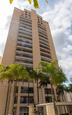 Apartamento para alugar com 256m², 4 quartos e 4 vagas Apartamento para alugar com 256m², 4 quartos e 4 vagasFachada