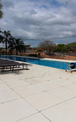 Apartamento para alugar com 256m², 4 quartos e 4 vagas Apartamento para alugar com 256m², 4 quartos e 4 vagasÁrea comum