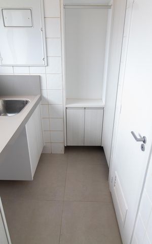 Apartamento para alugar com 256m², 4 quartos e 4 vagas Apartamento para alugar com 256m², 4 quartos e 4 vagasÁrea de Serviço