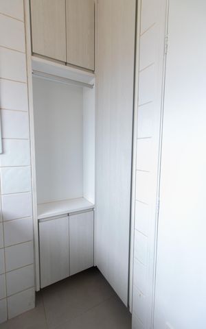Apartamento para alugar com 256m², 4 quartos e 4 vagas Apartamento para alugar com 256m², 4 quartos e 4 vagasÁrea de Serviço