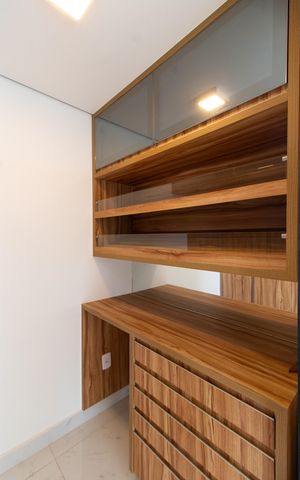 Apartamento para alugar com 256m², 4 quartos e 4 vagas Apartamento para alugar com 256m², 4 quartos e 4 vagasÁrea comum