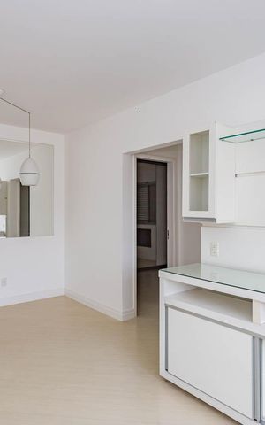 Apartamento para alugar com 69m², 2 quartos e 1 vagaSala