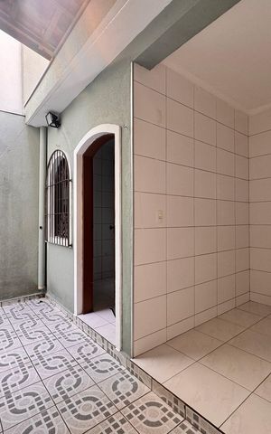 Casa para alugar com 165m², 3 quartos e 2 vagas Casa para alugar com 165m², 3 quartos e 2 vagasÁrea gourmet/ quintal