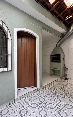 Casa para alugar com 165m², 3 quartos e 2 vagas Casa para alugar com 165m², 3 quartos e 2 vagasÁrea gourmet/ quintal
