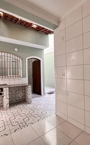 Casa para alugar com 165m², 3 quartos e 2 vagas Casa para alugar com 165m², 3 quartos e 2 vagasÁrea gourmet/ quintal