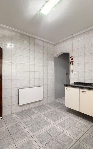 Casa para alugar com 165m², 3 quartos e 2 vagas Casa para alugar com 165m², 3 quartos e 2 vagasCozinha