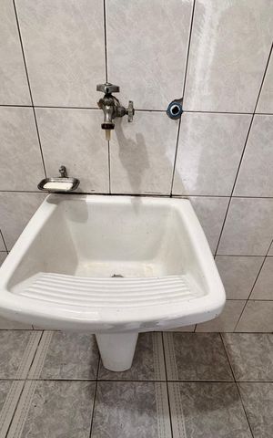 Casa para alugar com 165m², 3 quartos e 2 vagas Casa para alugar com 165m², 3 quartos e 2 vagasLavanderia