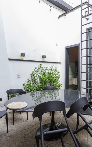 Casa de condomínio à venda com 95m², 2 quartos e 2 vagas Casa de condomínio à venda com 95m², 2 quartos e 2 vagasÁrea externa