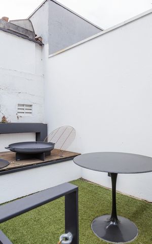 Casa de condomínio à venda com 95m², 2 quartos e 2 vagas Casa de condomínio à venda com 95m², 2 quartos e 2 vagasÁrea externa