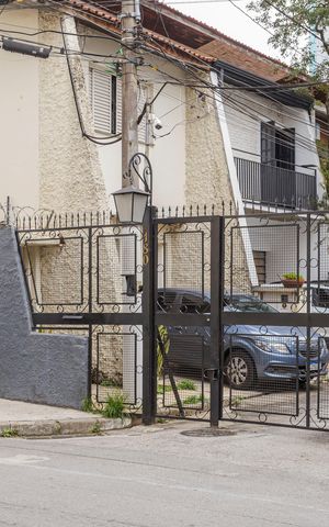 Casa de condomínio à venda com 95m², 2 quartos e 2 vagas Casa de condomínio à venda com 95m², 2 quartos e 2 vagasFachado do condomínio