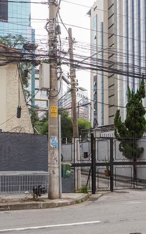 Casa de condomínio à venda com 95m², 2 quartos e 2 vagas Casa de condomínio à venda com 95m², 2 quartos e 2 vagasFachado do condomínio