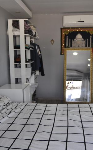 Casa à venda com 165m², 3 quartos e 1 vagaSuíte 