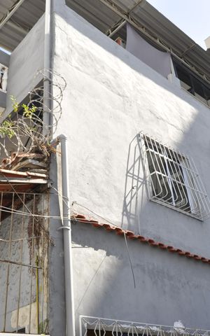 Casa à venda com 165m², 3 quartos e 1 vagaFachada