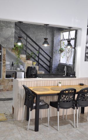 Casa à venda com 165m², 3 quartos e 1 vagaSala