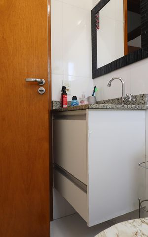 Apartamento à venda com 64m², 2 quartos e 1 vagaBanheiro