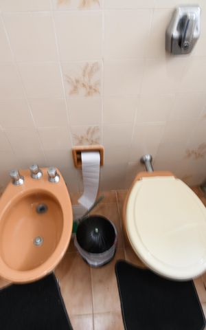 Casa à venda com 285m², 4 quartos e 3 vagasBanheiro Suíte 1