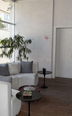 Apartamento para alugar com 75m², 1 quarto e 2 vagasHall de entrada