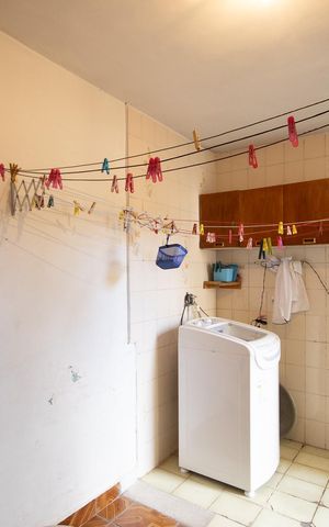 Casa à venda com 255m², 4 quartos e 2 vagasÁrea de serviço 2