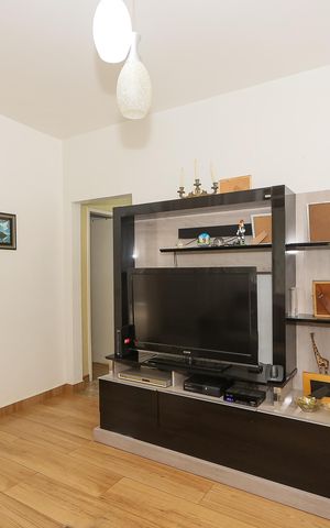 Casa para alugar com 191m², 3 quartos e 4 vagas Casa para alugar com 191m², 3 quartos e 4 vagasSala