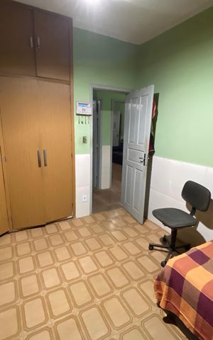 Casa à venda com 200m², 2 quartos e sem vaga Casa à venda com 200m², 2 quartos e sem vagaQuarto 1