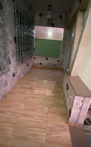 Casa à venda com 200m², 2 quartos e sem vaga Casa à venda com 200m², 2 quartos e sem vagaQuintal