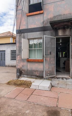 Casa de condomínio à venda com 40m², 2 quartos e 1 vaga Casa de condomínio à venda com 40m², 2 quartos e 1 vagaFachada