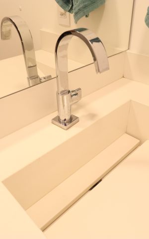 Apartamento para alugar com 69m², 2 quartos e 2 vagasDetalhe do banheiro Social