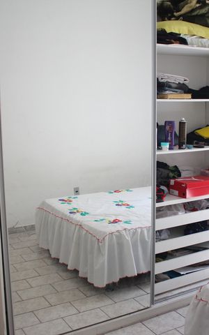 Casa à venda com 358m², 3 quartos e 4 vagasQuarto 2
