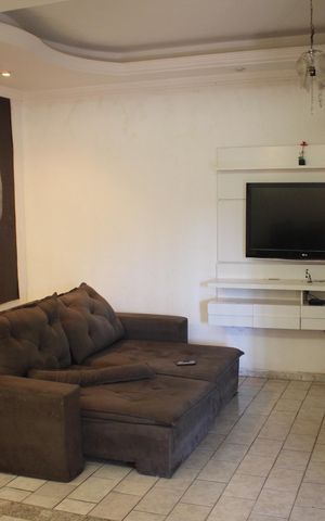 Casa à venda com 358m², 3 quartos e 4 vagasSala