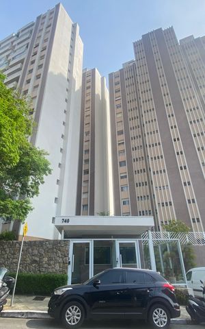 Apartamento à venda com 134m², 3 quartos e 1 vaga Apartamento à venda com 134m², 3 quartos e 1 vagaFachada