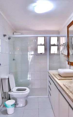 Apartamento à venda com 134m², 3 quartos e 1 vaga Apartamento à venda com 134m², 3 quartos e 1 vagaBanheiro