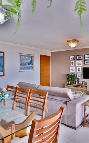 Apartamento à venda com 134m², 3 quartos e 1 vaga Apartamento à venda com 134m², 3 quartos e 1 vagaSala