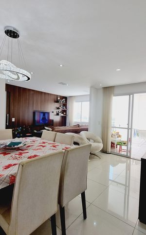 Apartamento à venda com 96m², 3 quartos e 2 vagas Apartamento à venda com 96m², 3 quartos e 2 vagasSala de Jantar