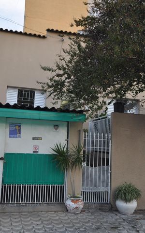Casa à venda com 190m², 3 quartos e 1 vagaFachada