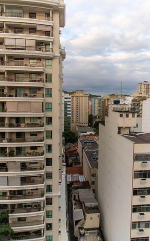 Apartamento à venda com 76m², 4 quartos e 1 vaga Apartamento à venda com 76m², 4 quartos e 1 vagaVista da Sala