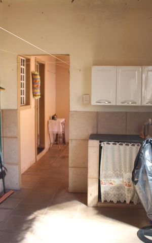 Casa à venda com 370m², 4 quartos e 7 vagasÁrea de Serviço Casa 2