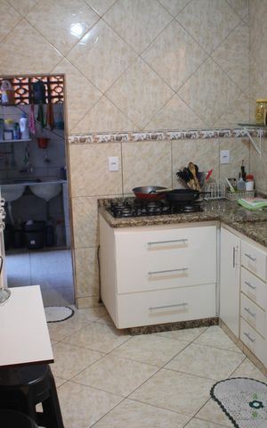 Casa à venda com 370m², 4 quartos e 7 vagasCozinha