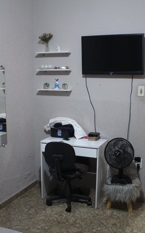 Casa à venda com 370m², 4 quartos e 7 vagasQuarto 
