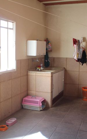 Casa à venda com 370m², 4 quartos e 7 vagasÁrea de Serviço Casa 2