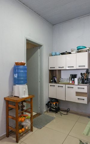 Casa à venda com 150m², 2 quartos e 3 vagas Casa à venda com 150m², 2 quartos e 3 vagasEdicula