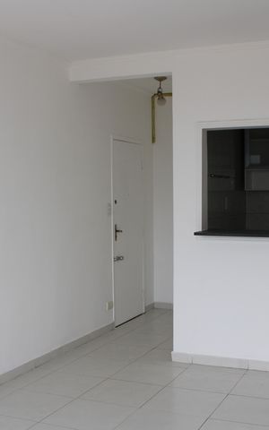 Apartamento à venda com 71m², 1 quarto e sem vagaSala