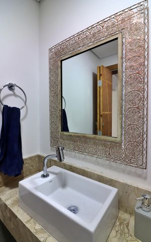 Casa à venda com 430m², 3 quartos e 7 vagasLavabo