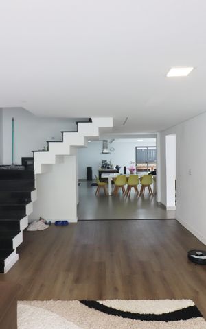 Casa à venda com 430m², 3 quartos e 7 vagasSala 