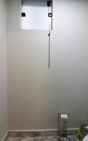 Casa à venda com 430m², 3 quartos e 7 vagasBanheiro de serviço 2
