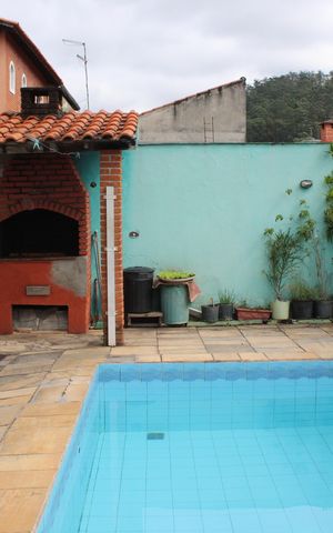 Casa à venda com 520m², 5 quartos e 3 vagasPiscina