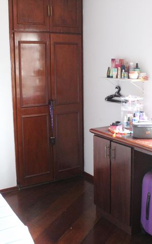 Casa à venda com 520m², 5 quartos e 3 vagasBanheiro da Suíte 2