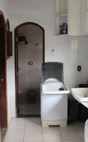 Casa à venda com 520m², 5 quartos e 3 vagasLavanderia